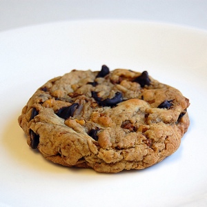 Walnut Chocolate Chip Cookies